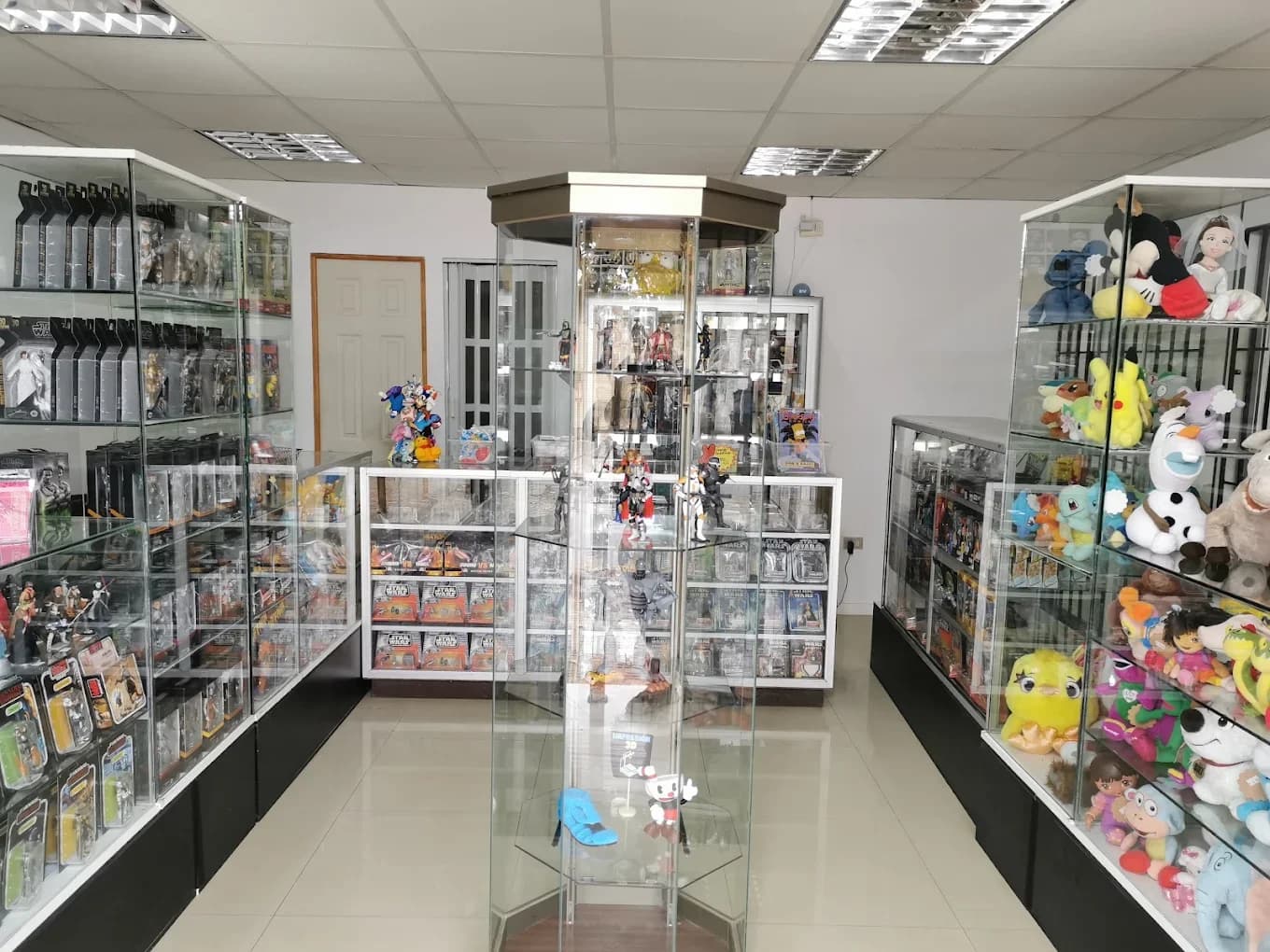 Tiendas TCG en Curicó: Descubriendo Quest Loot, el paraíso del coleccionismo en el Maule